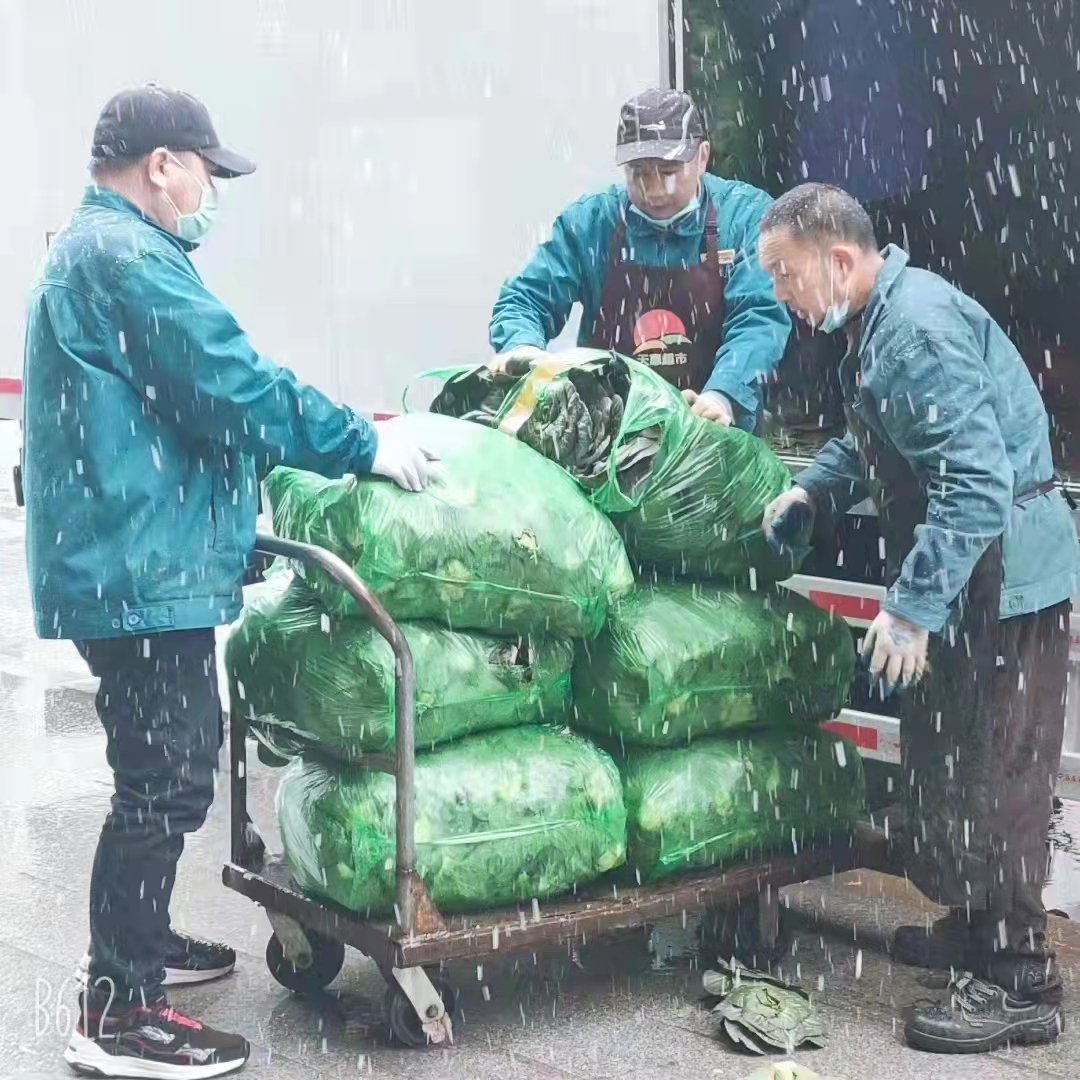 朝陽人無懼雨雪保供應